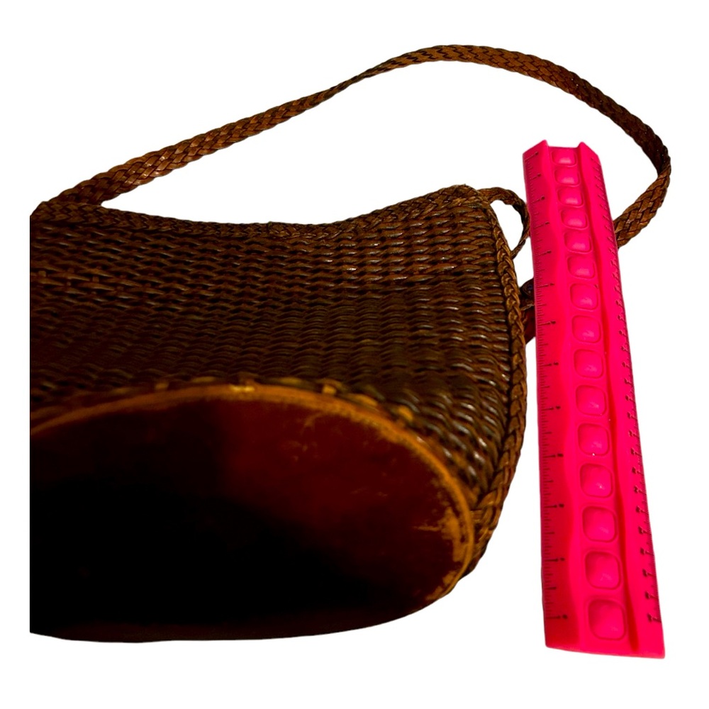 Nine West chocolate color vintage woven shoulder bag/ cross body. Medium size. - Picture 4 of 4